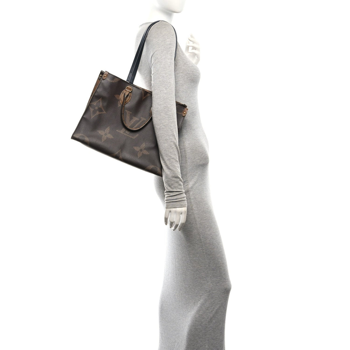 Reverse Monogram Giant Onthego Mm Handbag