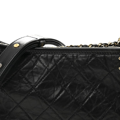 Medium Quilted Calfskin Hobo Bag - Black