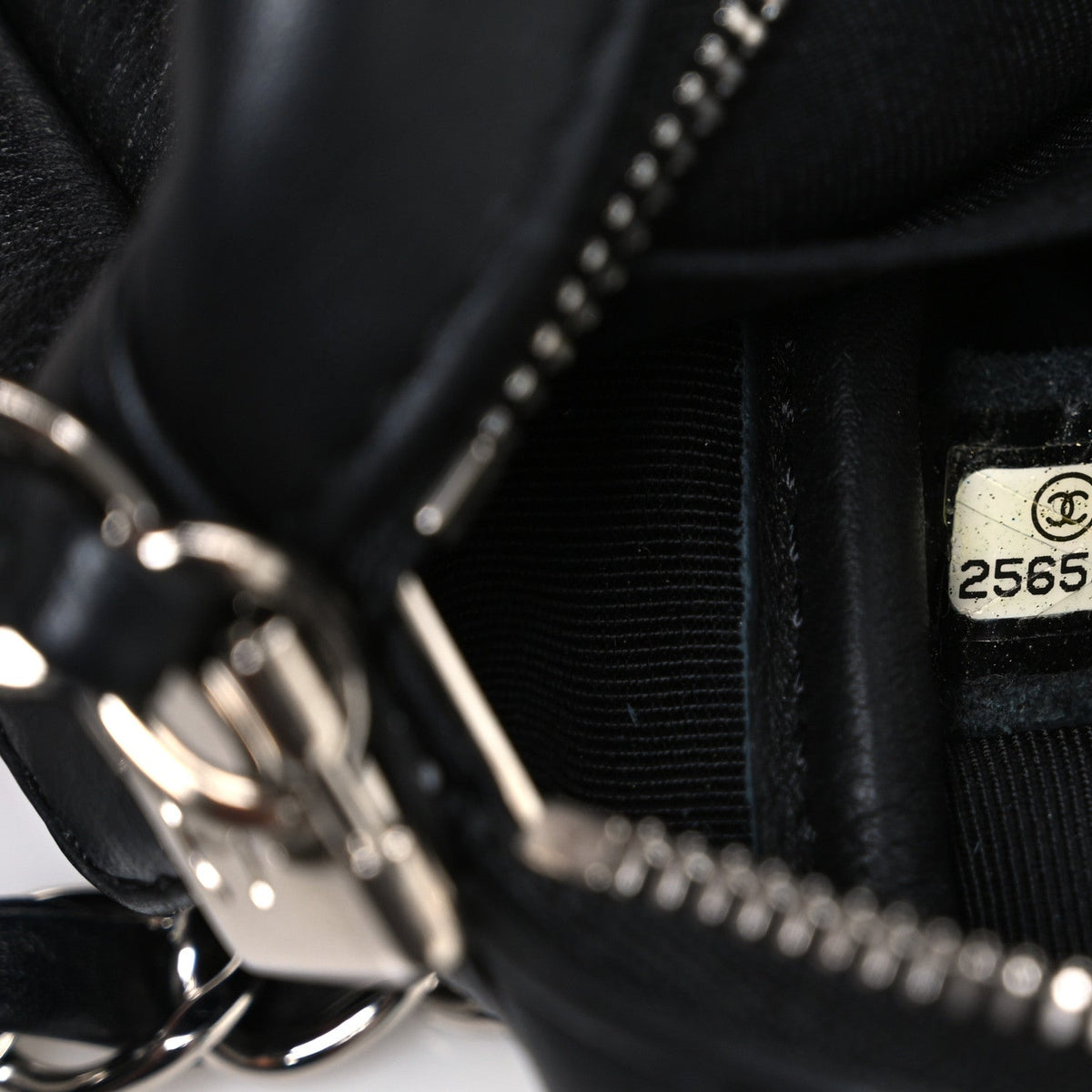 Quilted Calfskin Handbag - Black
