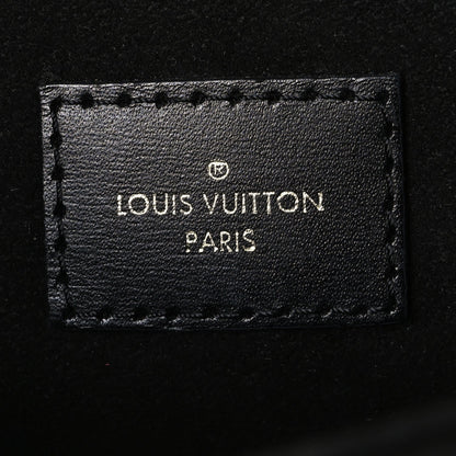 Reverse Monogram Pochette Metis Handbag