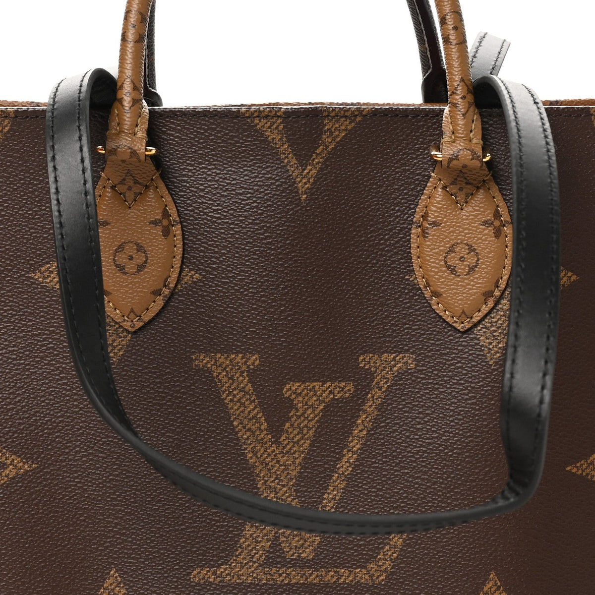 Reverse Monogram Giant Onthego Mm Handbag