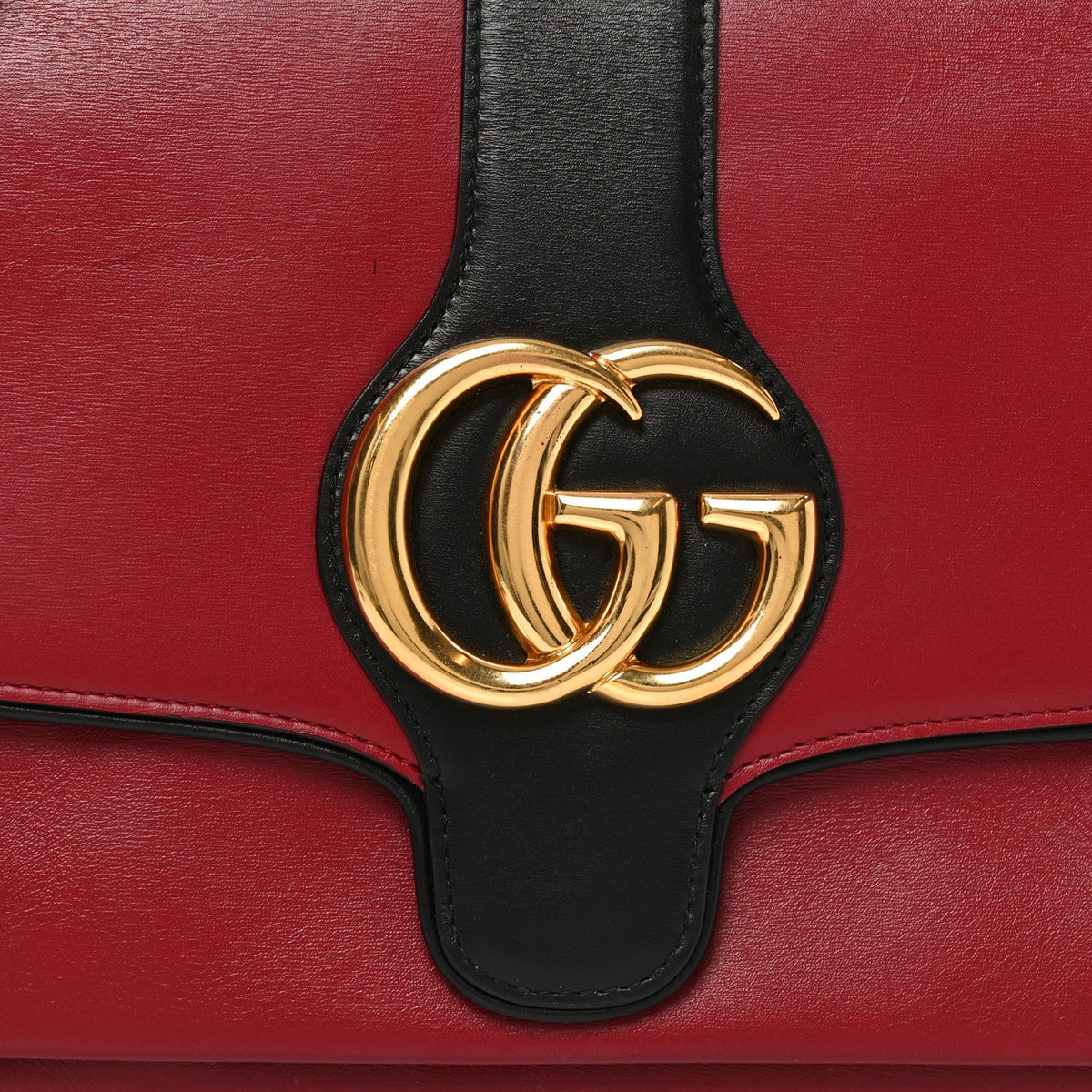 Medium Calfskin Shoulder Bag - Red
