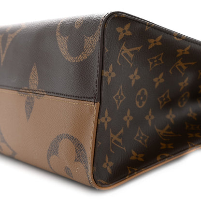 Reverse Monogram Giant Onthego Mm Handbag