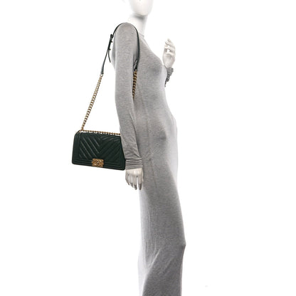 Medium Quilted Caviar Flap Shoulder Bag - Green