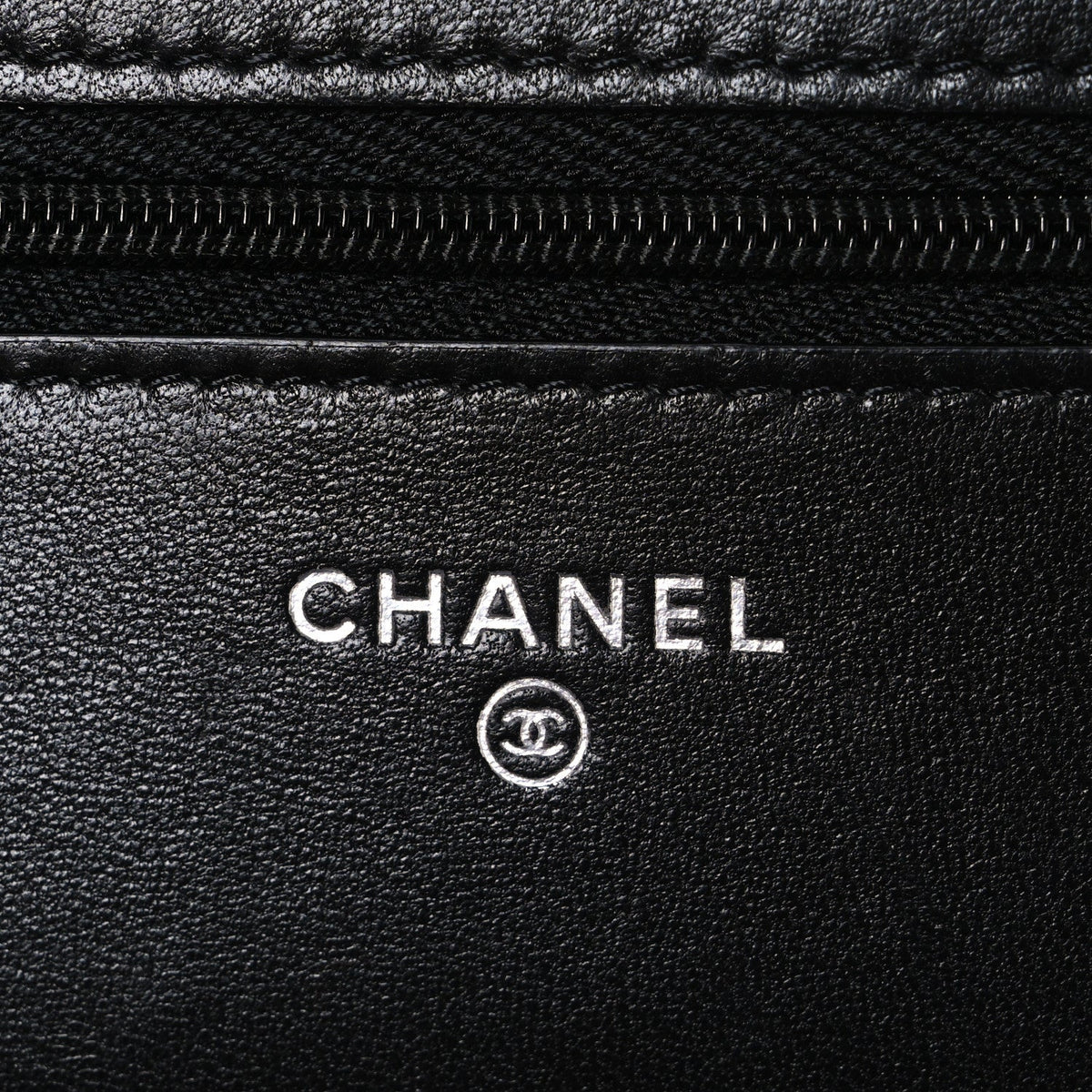 Quilted Lambskin Wallet Bag - Black