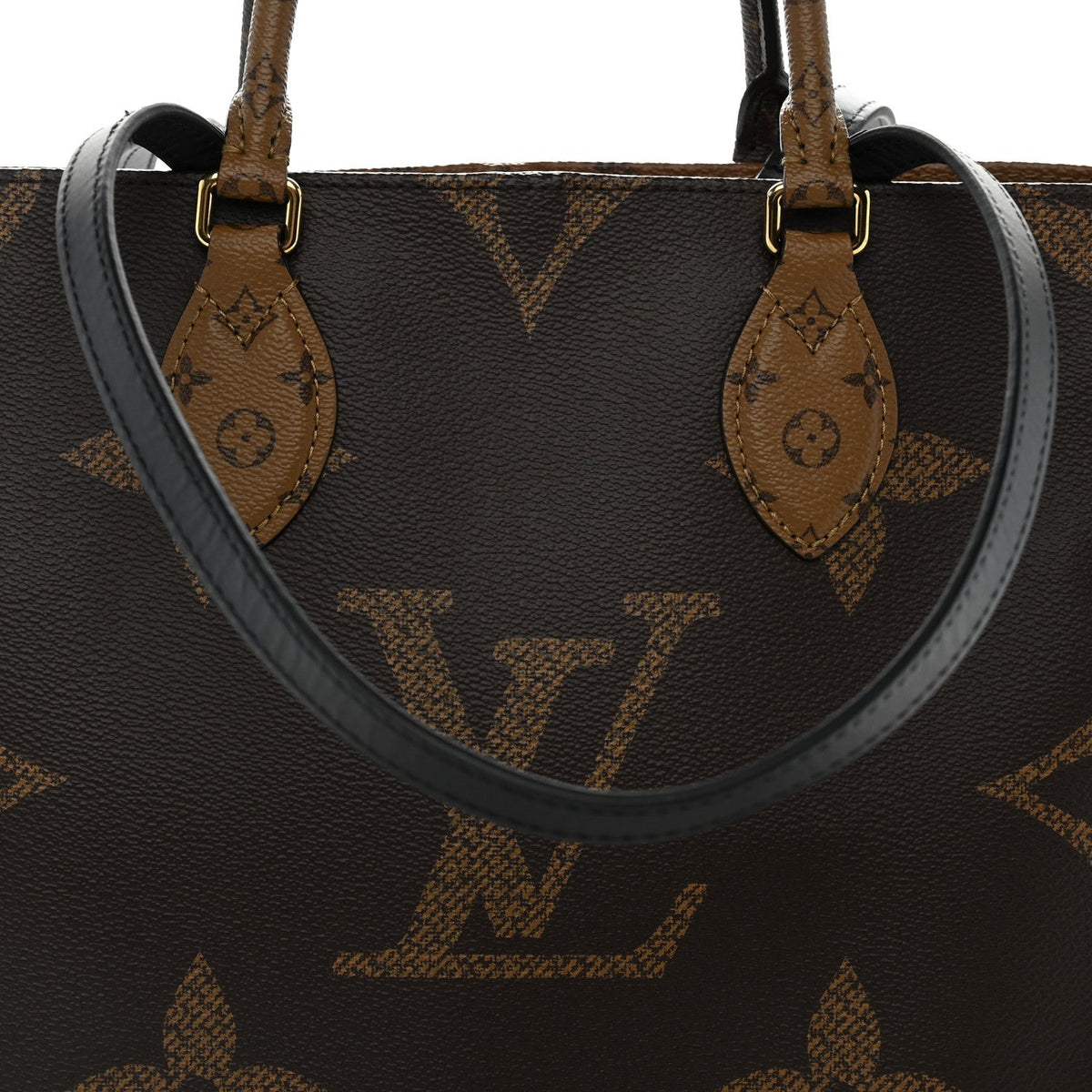 Reverse Monogram Giant Onthego Mm Handbag