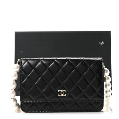 Maxi Quilted Calfskin Wallet Bag - Black