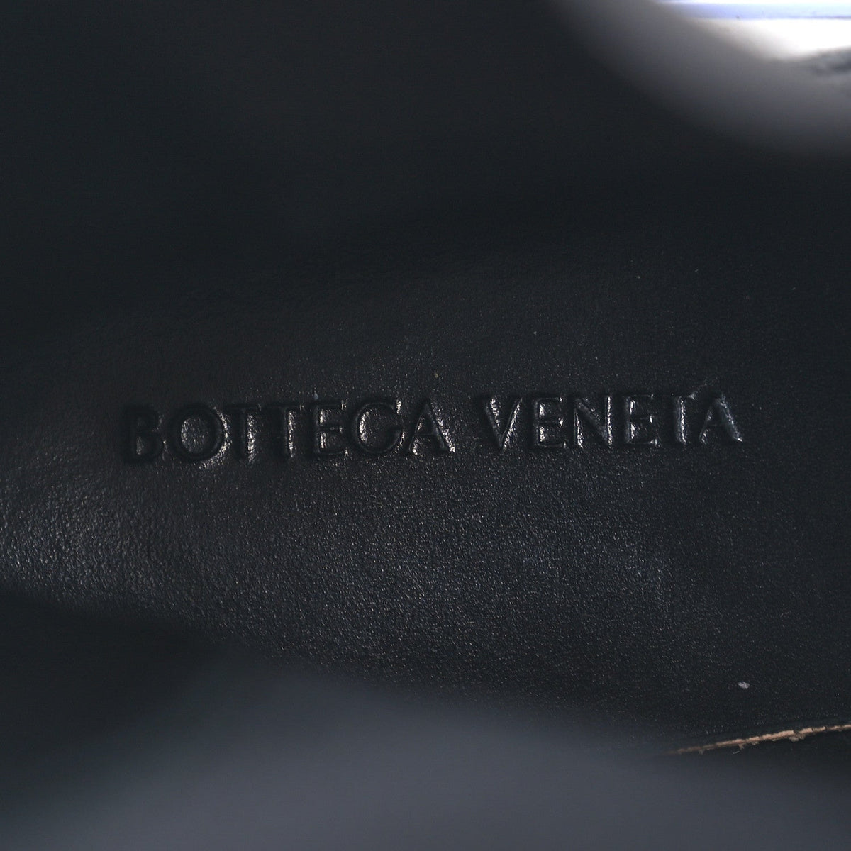 Bottega Veneta Calfskin Women's The Tire Chelsea Boots 40 Black Periwinkle