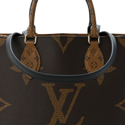 Reverse Monogram Giant Onthego Mm Handbag