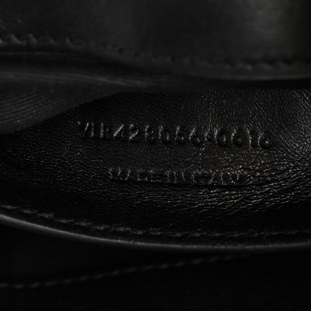 Medium Sheepskin Handbag - Black