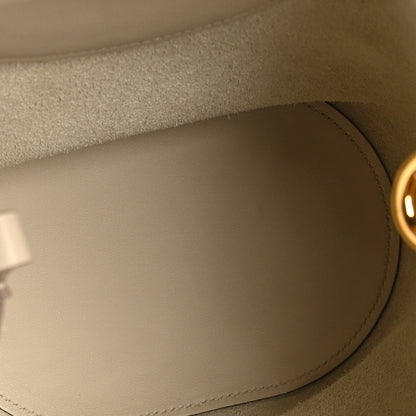Taurillon Clemence Swift In-The-Loop 18  Handbag