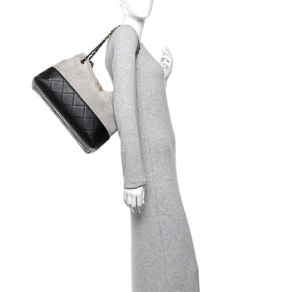 Small Quilted Lambskin Handbag - Grey