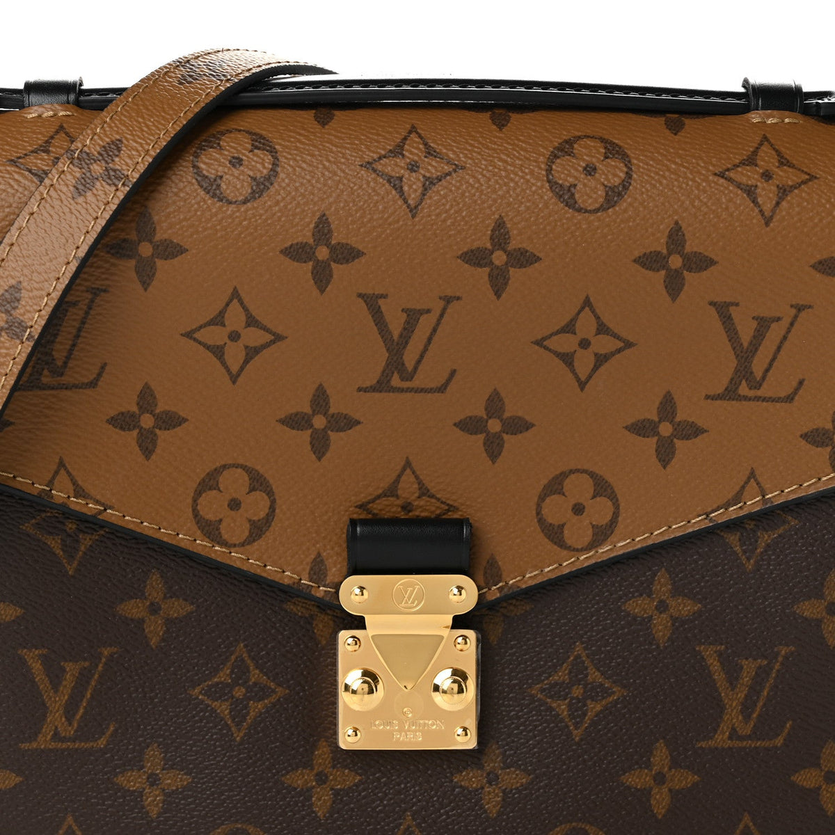 Reverse Monogram Pochette Metis Handbag