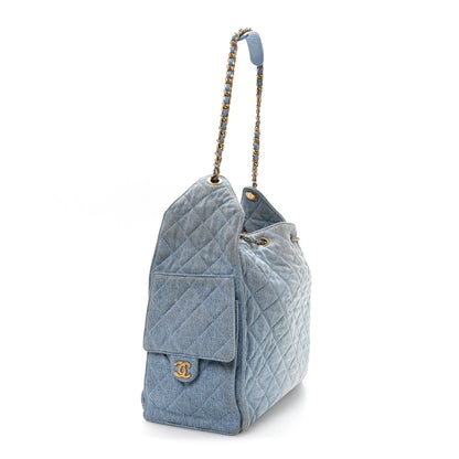 Medium Quilted Handbag - Blue