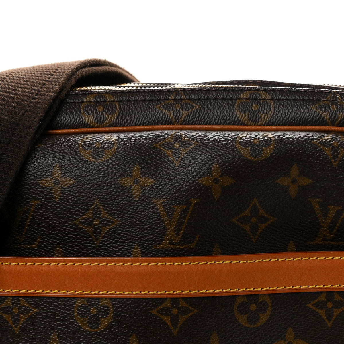 Monogram Reporter Gm Handbag