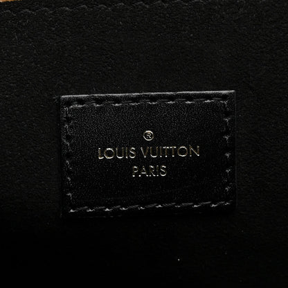 Reverse Monogram Pochette Metis Handbag
