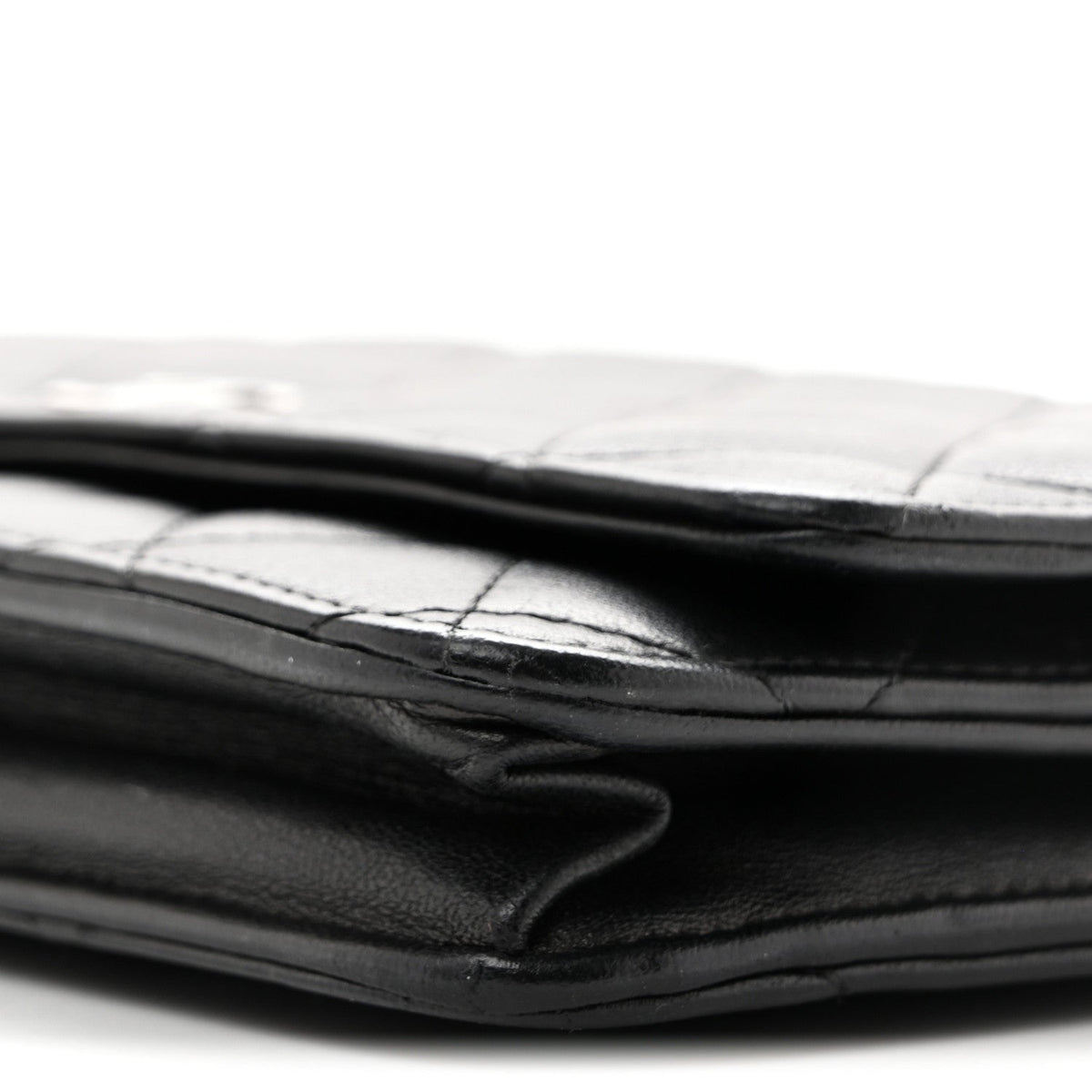 Quilted Lambskin Wallet Bag - Black