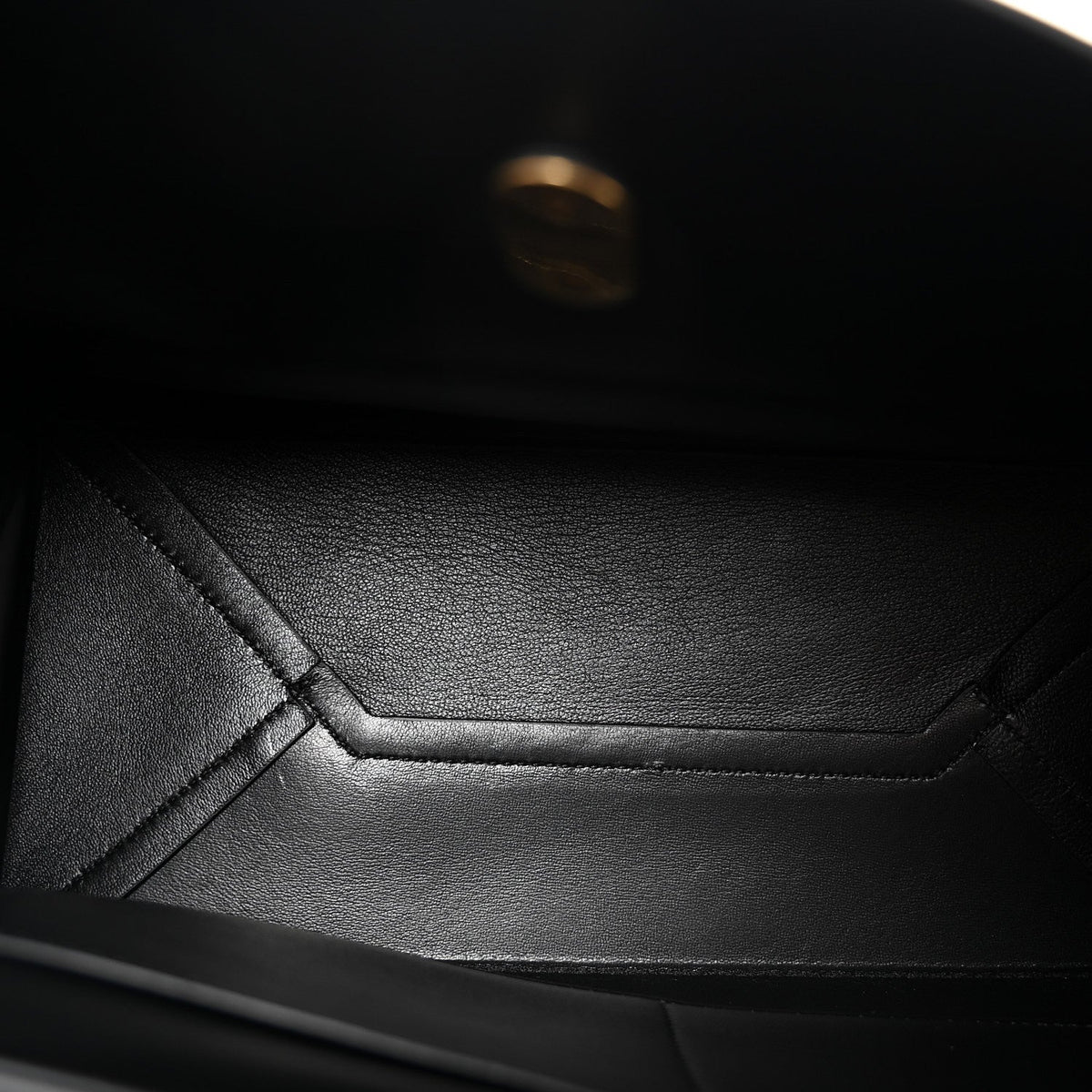 Medium Calfskin Handbag - Natural