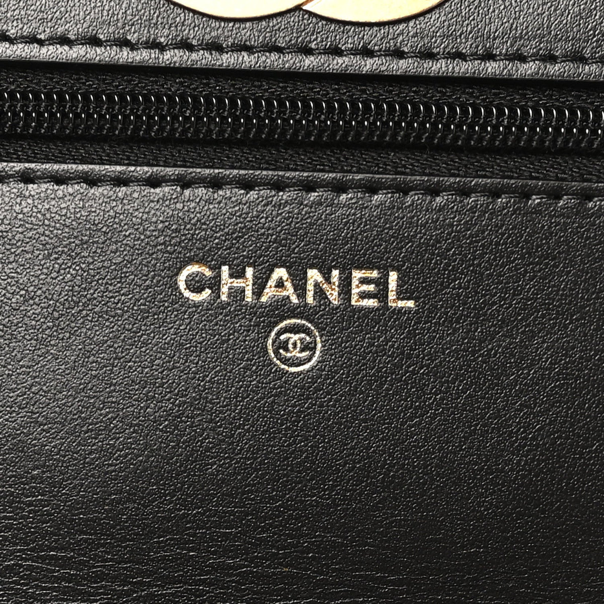 Quilted Caviar Wallet Bag - Black