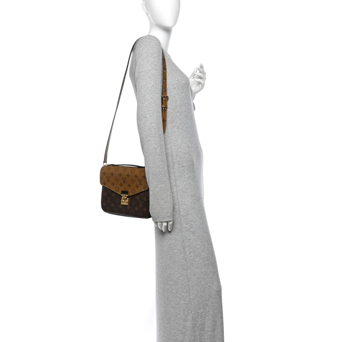 Reverse Monogram Pochette Metis Handbag