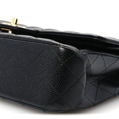 Medium Quilted Caviar Flap Shoulder Bag - Black
