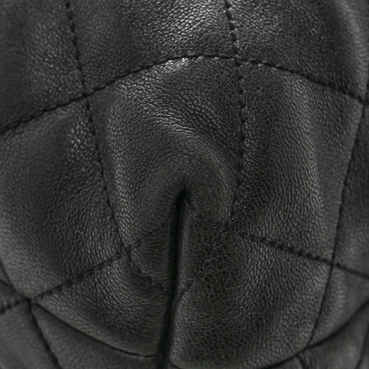 Maxi Quilted Lambskin Tote Bag - Black