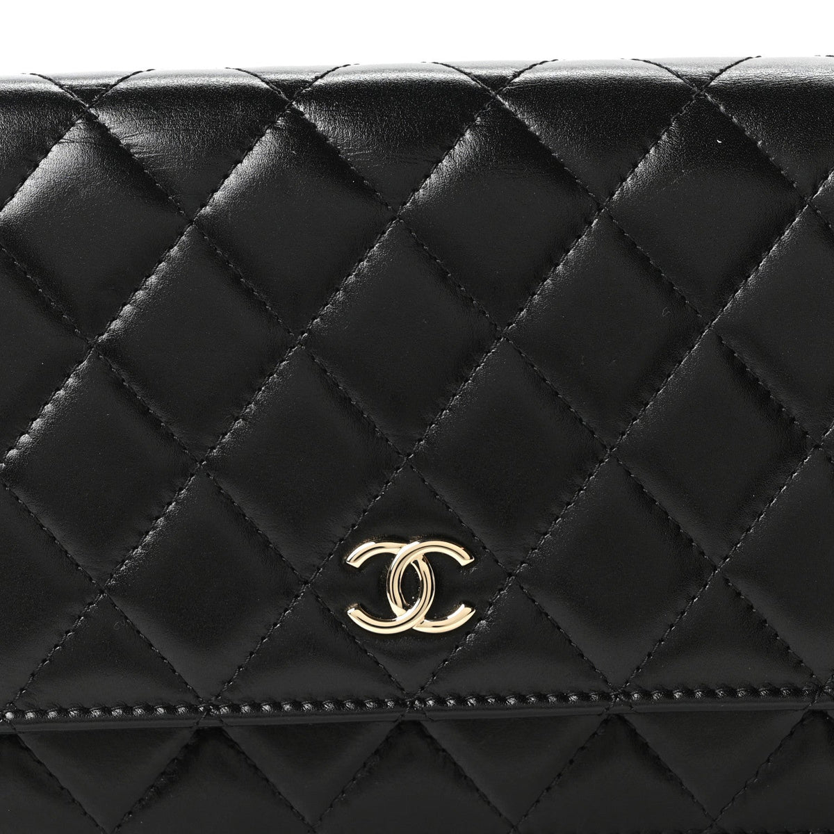Maxi Quilted Calfskin Wallet Bag - Black