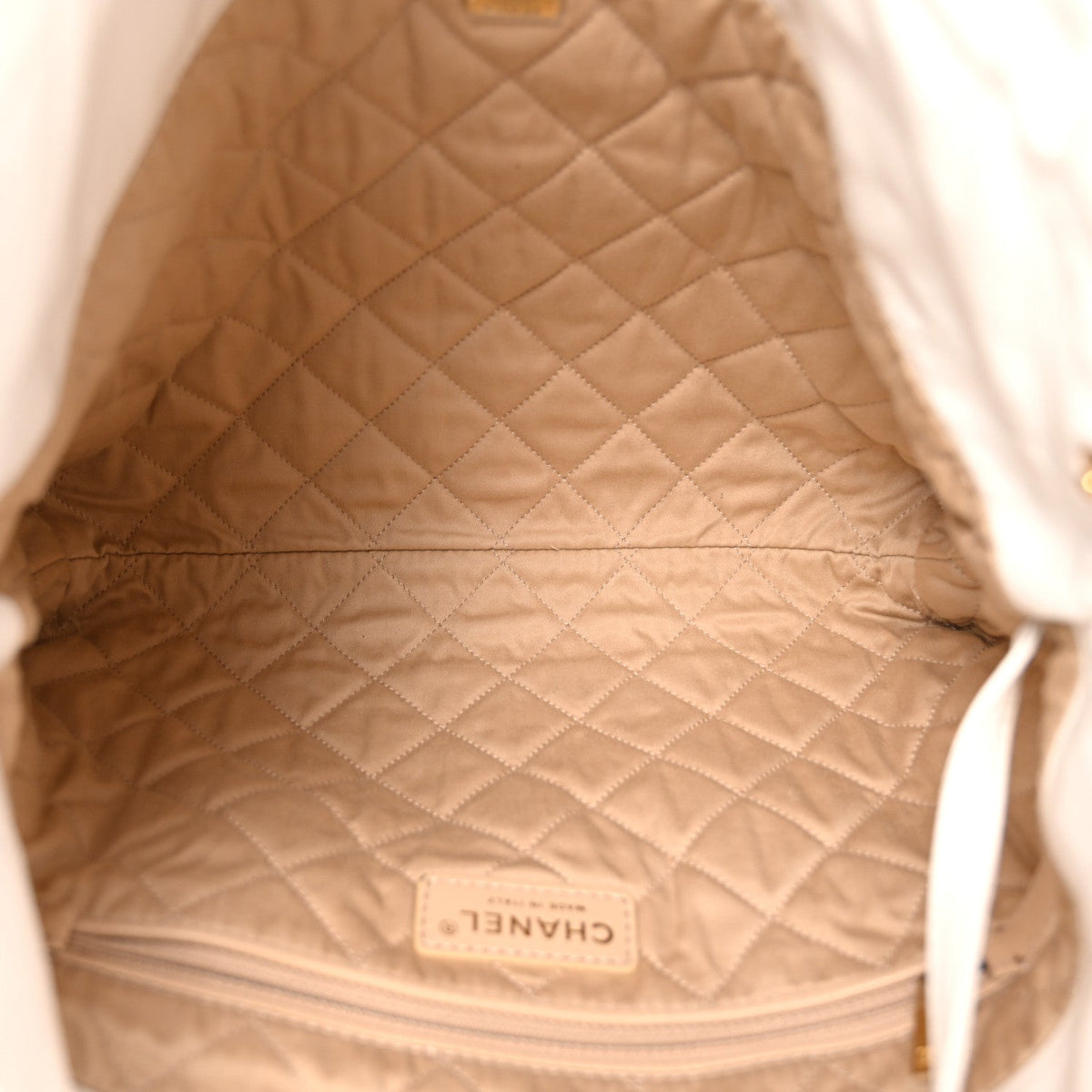 Small Quilted Calfskin Handbag - White