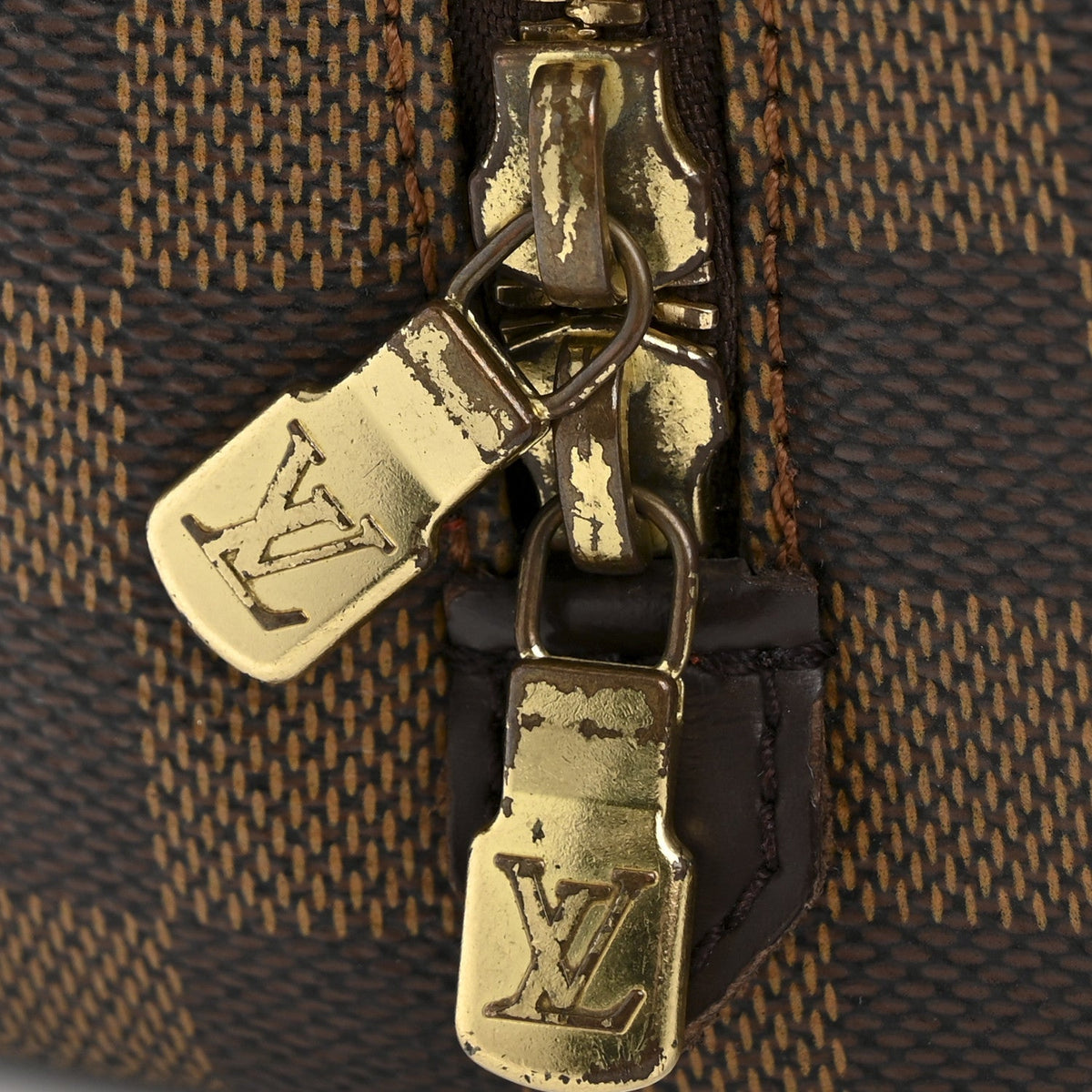 Damier Ebene Ribera Mm Handbag