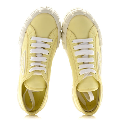 Prada Re-Nylon Women's Logo Double Wheel Sneakers 38 Narciso