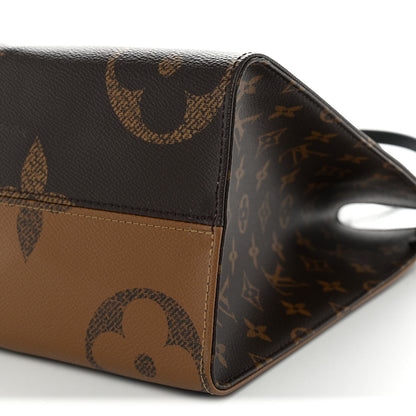 Reverse Monogram Giant Onthego Mm Handbag