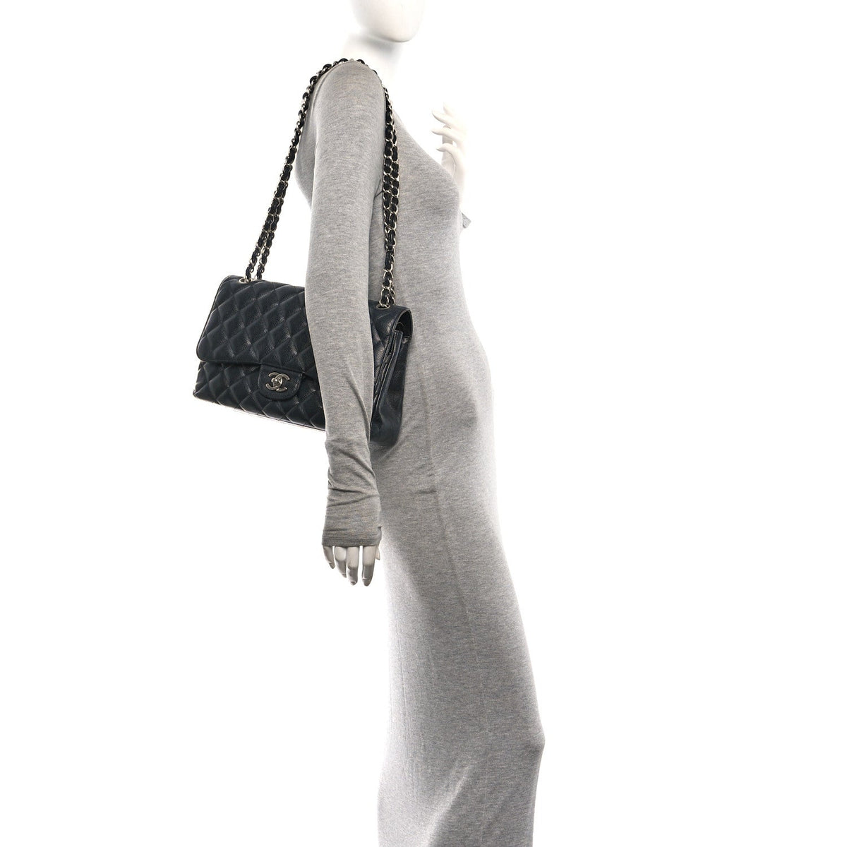 Quilted Caviar Flap Shoulder Bag - Black