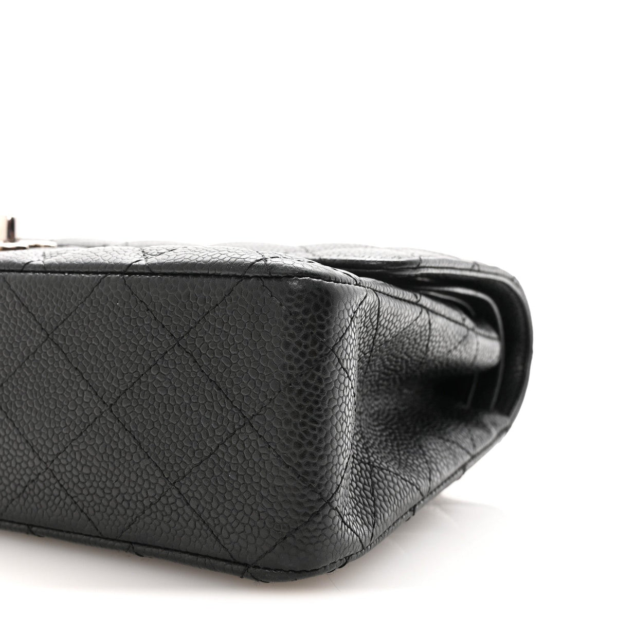 Medium Quilted Caviar Flap Shoulder Bag - Black