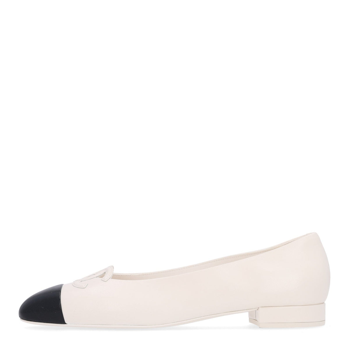 Goatskin CC Ballet Flats White Black
