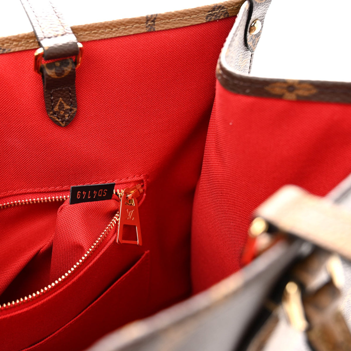 Reverse Monogram Giant Onthego Mm Handbag