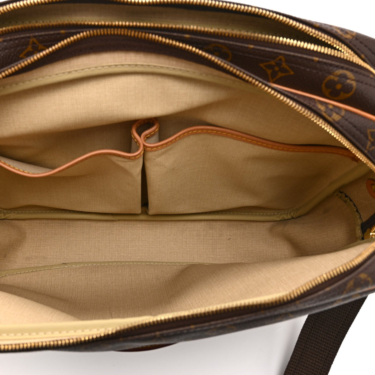 Monogram Reporter Gm Handbag