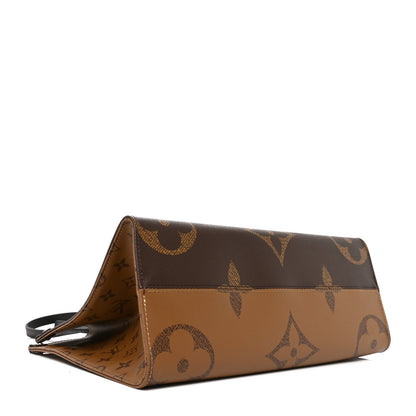 Reverse Monogram Giant Onthego Mm Handbag
