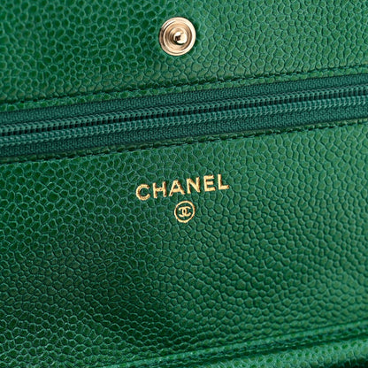 Quilted Caviar Wallet Bag - Green