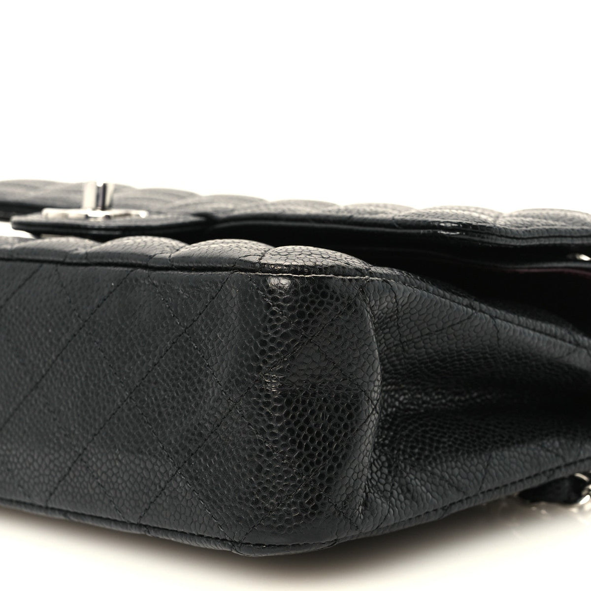 Medium Quilted Caviar Flap Shoulder Bag - Black