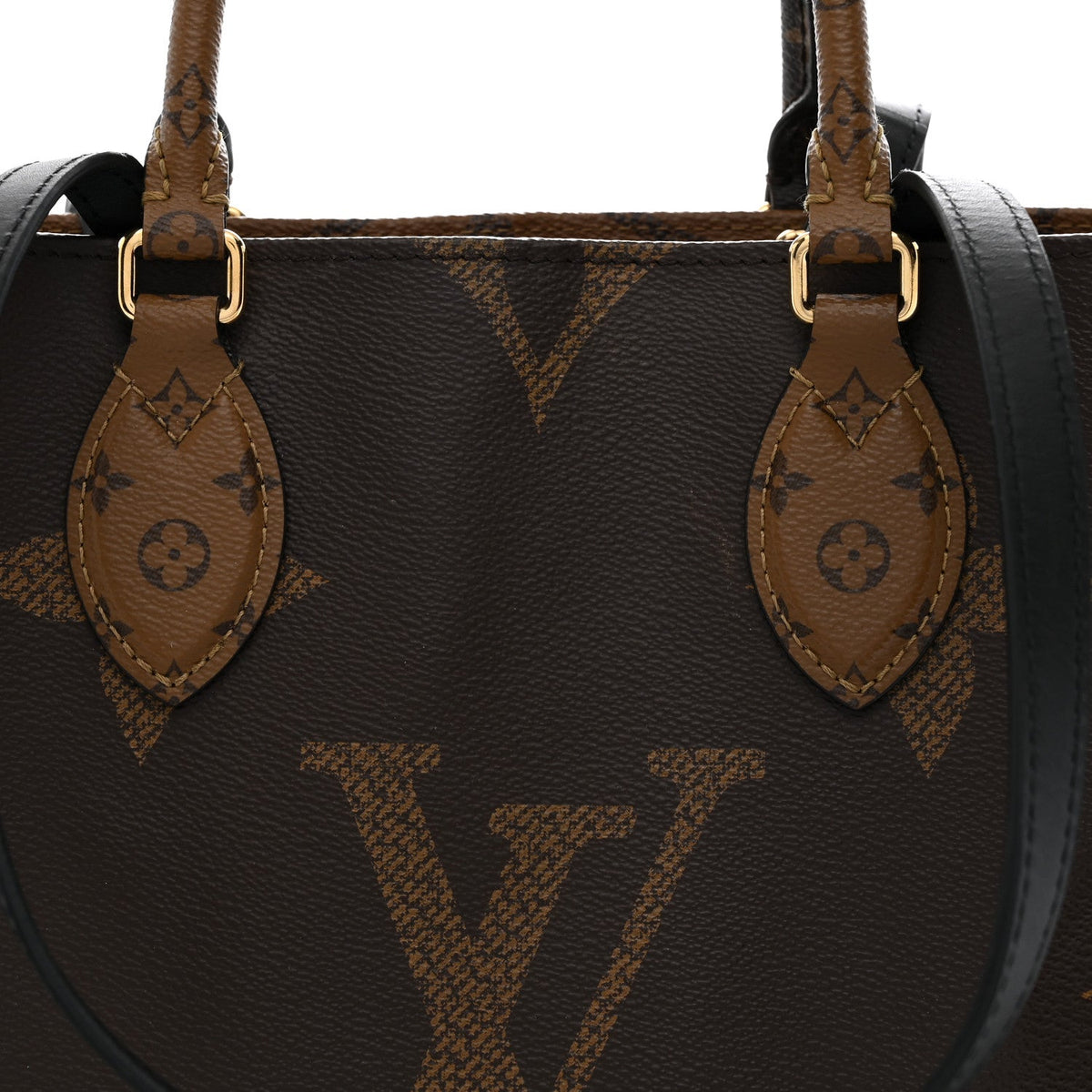 Reverse Monogram Giant Onthego Mm Handbag