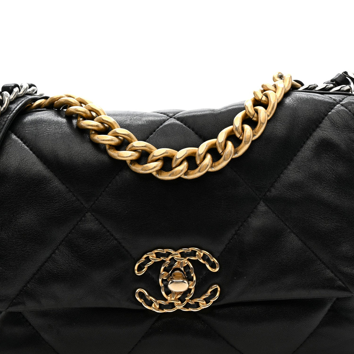 Medium Quilted Lambskin Flap Shoulder Bag - Black