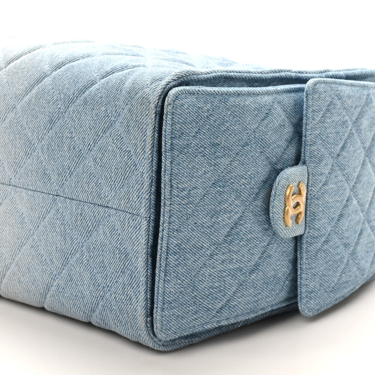 Medium Quilted Handbag - Blue