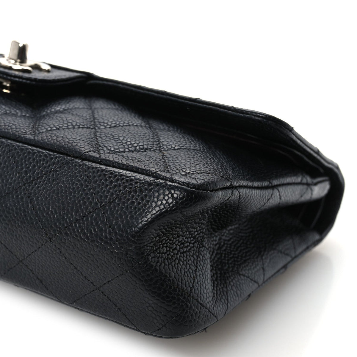 Medium Quilted Caviar Flap Shoulder Bag - Black