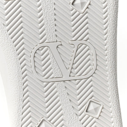 Valentino Garavani Calfskin Men's Backnet Sneakers 46 White