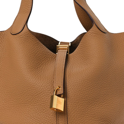 Taurillon Clemence Picotin Lock Mm Biscu Handbag