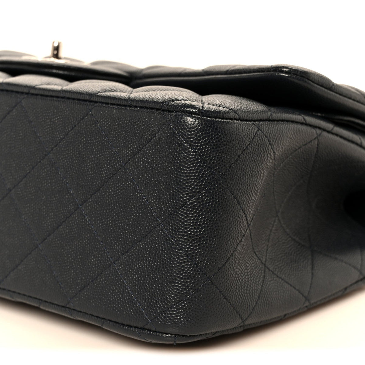 Quilted Caviar Flap Shoulder Bag - Blue