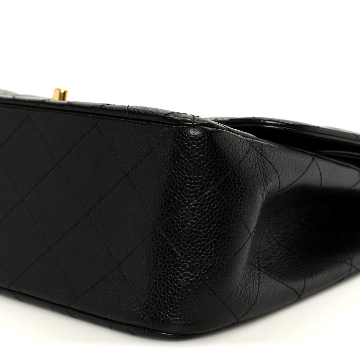Quilted Caviar Flap Shoulder Bag - Black