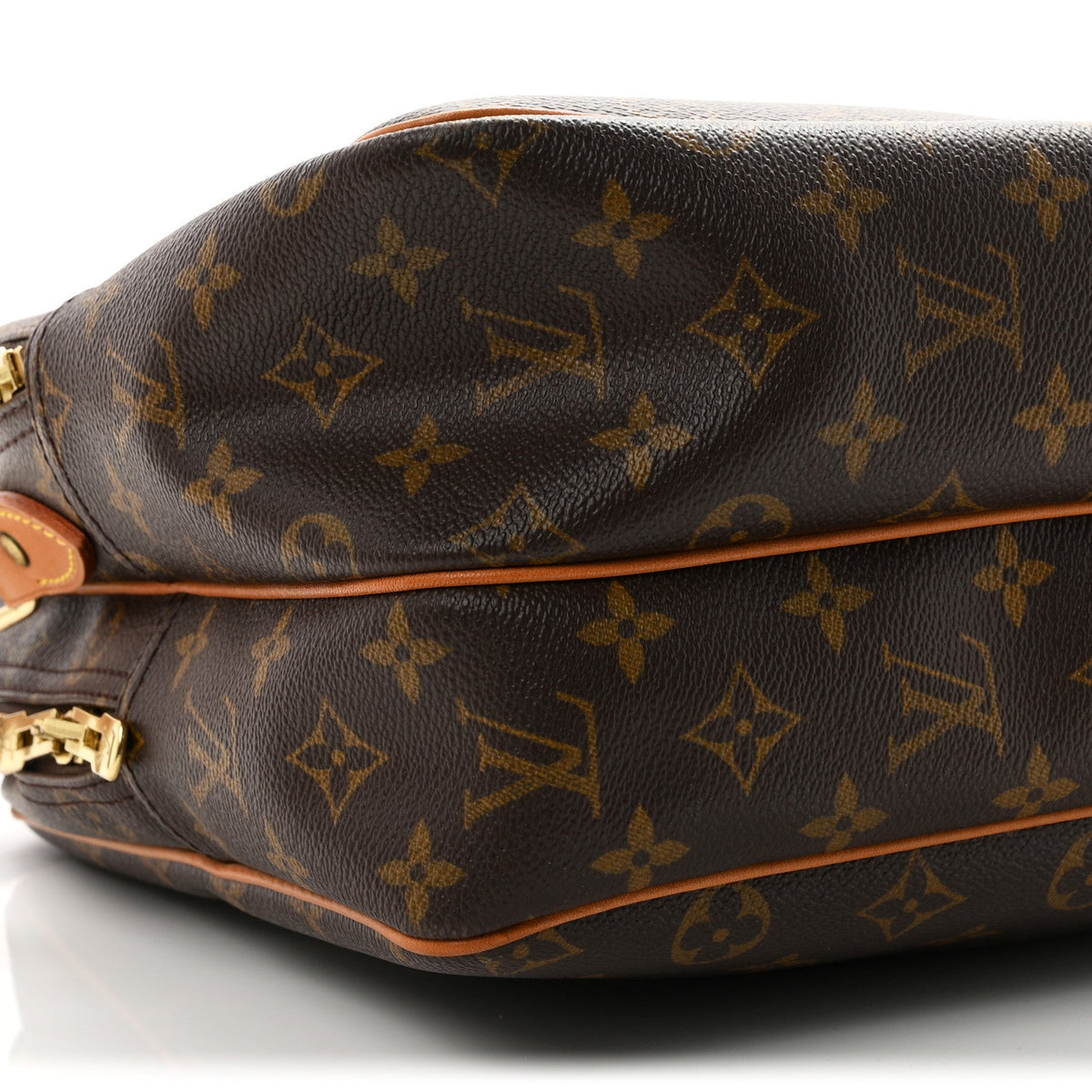 Monogram Reporter Gm Handbag