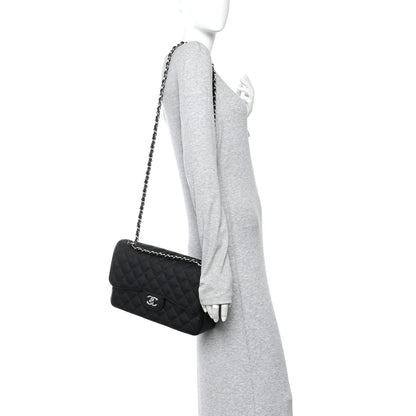 Quilted Caviar Flap Shoulder Bag - Black