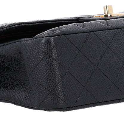Medium Quilted Caviar Flap Shoulder Bag - Black
